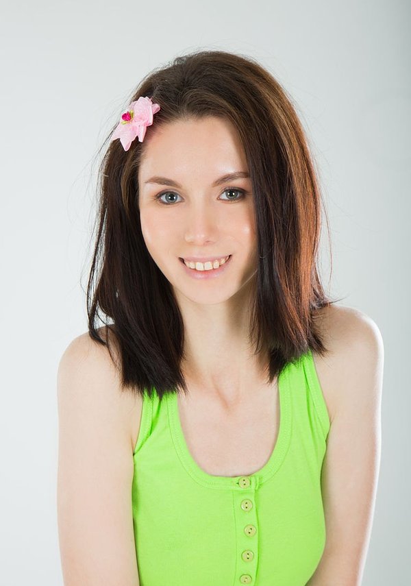Нина, 24 года, 4 размер груди